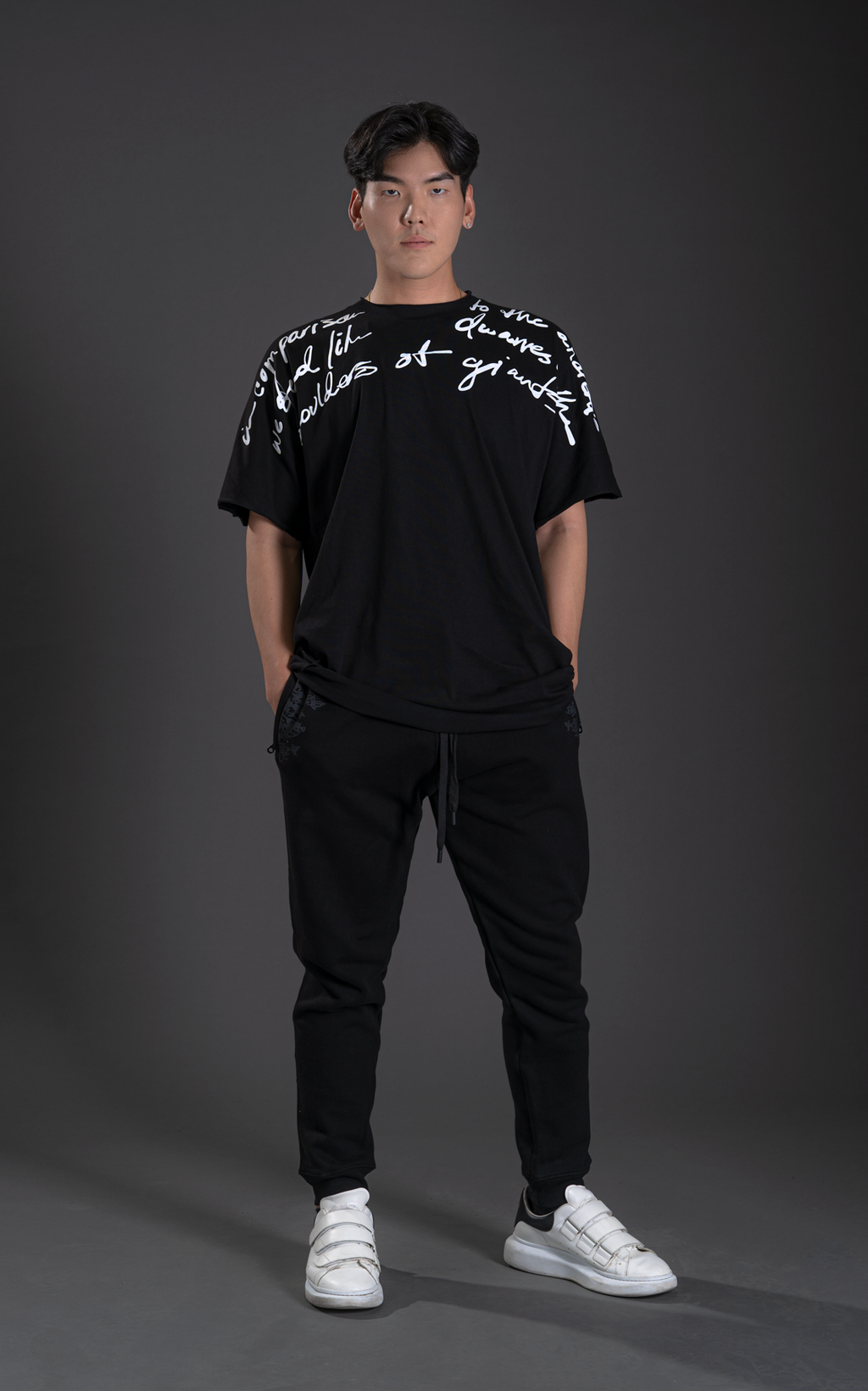 Seeker Tee - Onyx